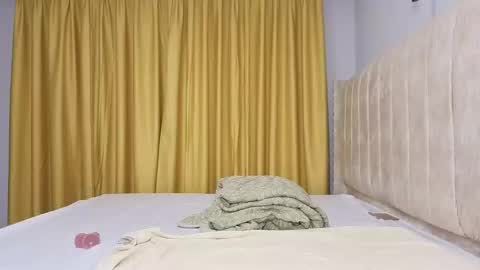 Minnie online show from May 18, 4:07 am