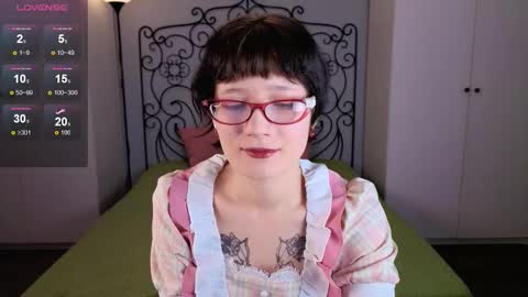 Olivia online show from October 14, 4:20 pm