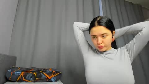 Snapshot of minx_nightcityx chatting on March 10, 1:34 am Minx NightCityX online show from March 10, 1:34 am