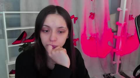 Snapshot of mipsymipson chatting on January 14, 10:17 am NEXT STREAM NOVEMBER 27282930 online show from January 14, 10:17 am