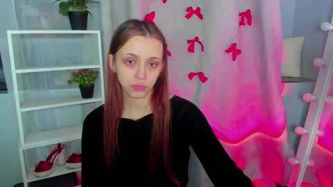 Snapshot of mipsymipson chatting on February 3, 10:25 am NEXT STREAM NOVEMBER 27282930 online show from February 3, 10:25 am