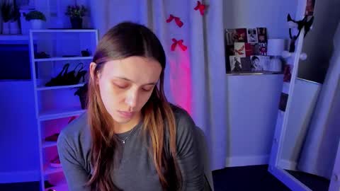 Snapshot of mipsymipson chatting on September 10, 10:26 am NEXT STREAM NOVEMBER 27282930 online show from September 10, 10:26 am