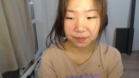 Snapshot of mira_g chatting on January 31, 6:57 am mira_g online show from January 31, 6:57 am