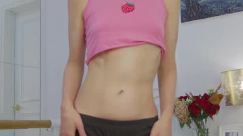 Snapshot of mira_marni chatting on October 17, 12:08 pm mira_marni online show from October 17, 12:08 pm