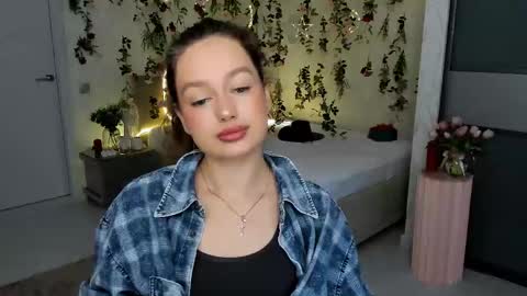 Emma online show from April 11, 10:08 am