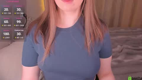 Kira online show from February 28, 5:01 pm