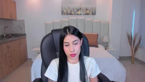 miranda_crawfor online show from January 13, 1:15 pm