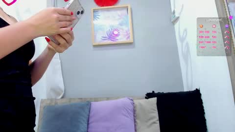 Snapshot of miranda_doll_ chatting on February 15, 6:33 am online show from February 15, 6:33 am