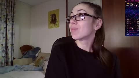 Snapshot of miranda_wish chatting on December 14, 9:13 pm MIRANDA online show from December 14, 9:13 pm