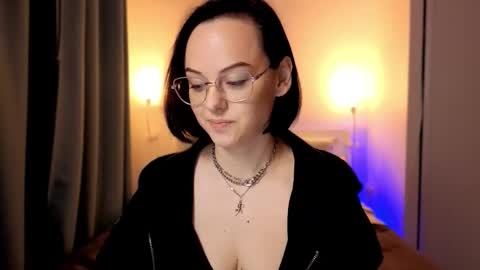 MiraSkyy online show from October 24, 7:43 pm