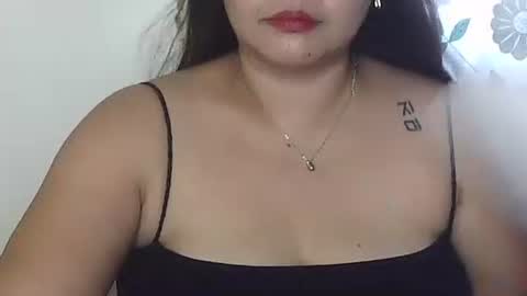 mireille_27 online show from October 5, 7:35 am