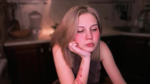 Mira online show from November 27, 7:17 pm