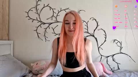 MisaMew online show from February 11, 10:39 am