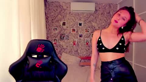 mishel_a_mur online show from May 15, 12:08 pm