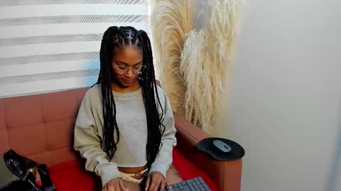 mishell_daza_ online show from February 24, 2:38 pm