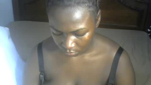 miss440 online show from July 20, 3:25 pm