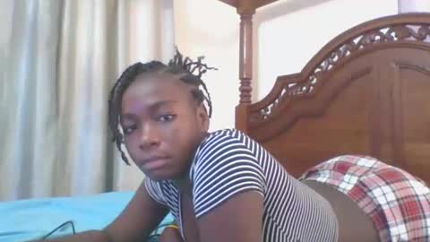 Snapshot of miss440_sunday chatting on December 15, 11:01 am miss440 online show from December 15, 11:01 am
