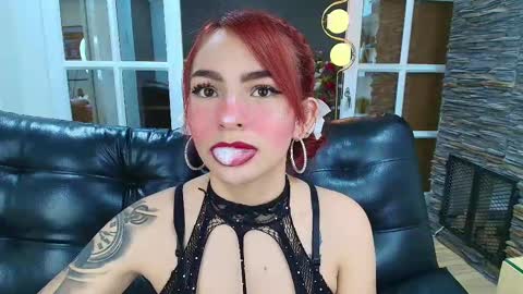 Snapshot of miss__abigail chatting on September 19, 2:43 am Abigail online show from September 19, 2:43 am