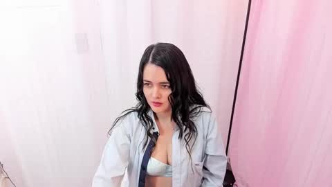 Snapshot of miss_alhy chatting on December 17, 11:49 am online show from December 17, 11:49 am