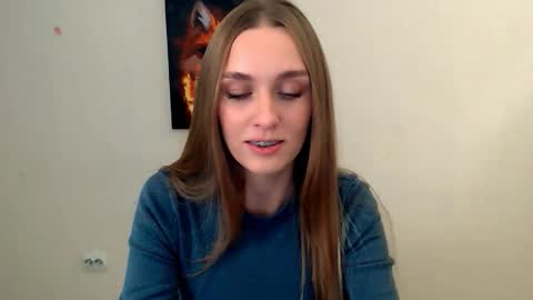 Snapshot of miss_angelina_ chatting on October 7, 6:07 am Angelina online show from October 7, 6:07 am