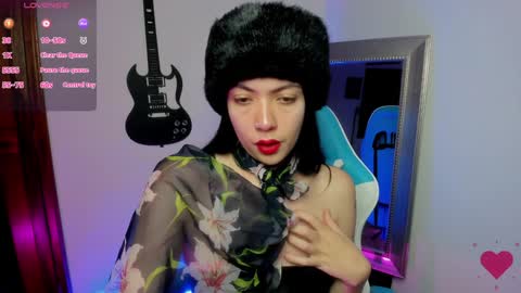 Snapshot of miss_auroraa chatting on January 7, 1:06 am Aurora online show from January 7, 1:06 am