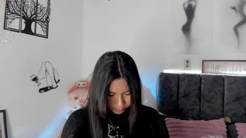 Snapshot of miss_brunette_ chatting on September 26, 1:14 am lucy 3 online show from September 26, 1:14 am