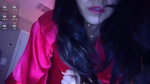 miss criss xoxo online show from February 10, 8:39 am