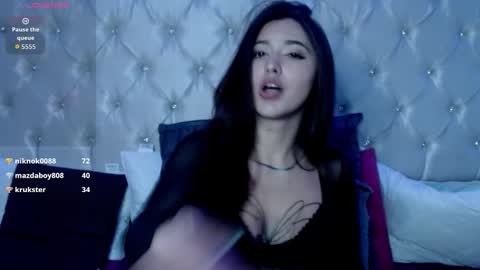 Dakota online show from November 28, 10:35 pm