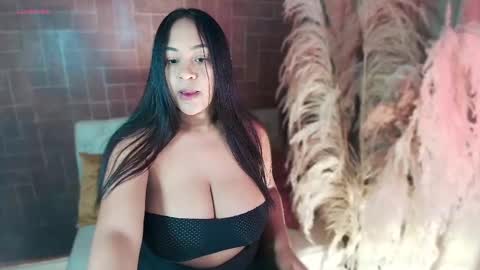 Snapshot of miss_deyan chatting on March 10, 1:10 pm miss_deyan online show from March 10, 1:10 pm