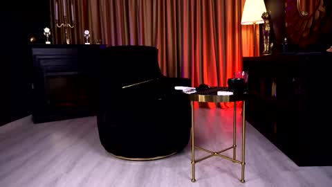 Snapshot of miss_ema_divine chatting on September 13, 4:15 pm Miss Ema Devine online show from September 13, 4:15 pm