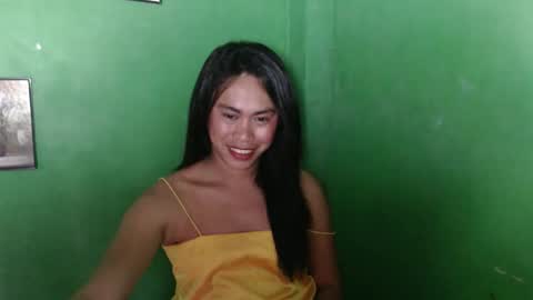 Snapshot of miss_eva2025 chatting on October 6, 5:46 am Eva online show from October 6, 5:46 am