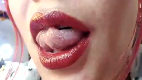 Miss Evoleth online show from December 5, 5:26 am