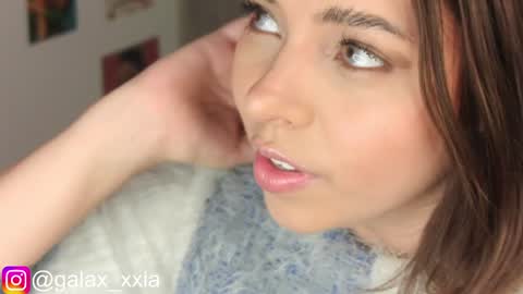  Elisabeth  IG galax xxia       online show from December 3, 10:29 pm