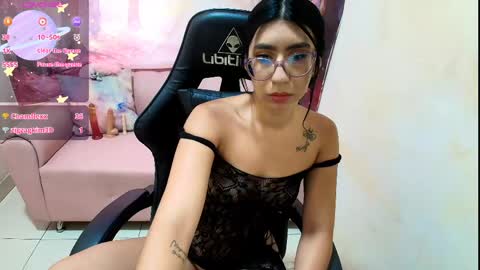 miss_helensexy online show from June 3, 2:33 pm