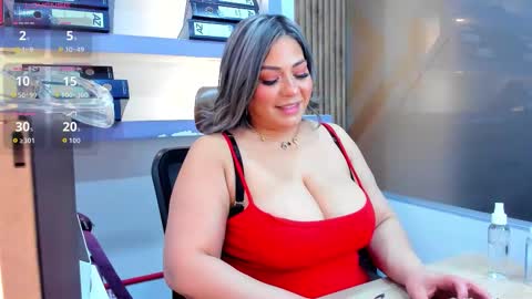 miss_horney online show from March 28, 2:38 pm