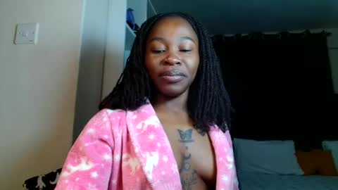 Miss Kiarrafit online show from March 14, 1:56 pm