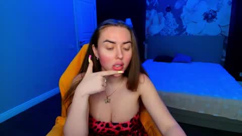 miss_kiten online show from July 5, 7:52 pm
