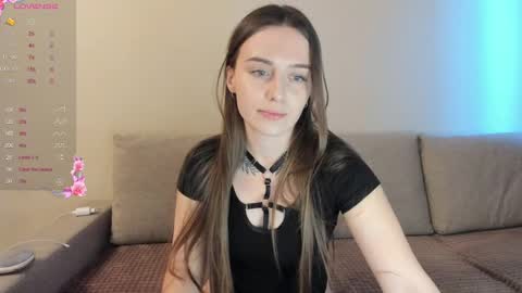 Snapshot of miss_kitty13 chatting on February 23, 2:03 am Kitty online show from February 23, 2:03 am