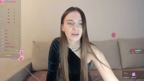 Snapshot of miss_kitty13 chatting on February 12, 2:56 am Kitty online show from February 12, 2:56 am