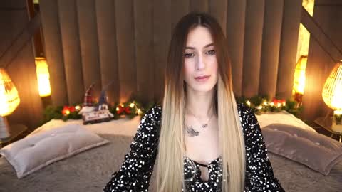 Snapshot of miss_martini chatting on December 27, 7:51 am online show from December 27, 7:51 am