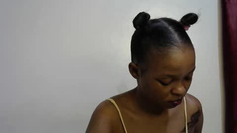 Snapshot of miss_rihanna2 chatting on September 13, 2:25 pm miss_rihanna2 online show from September 13, 2:25 pm