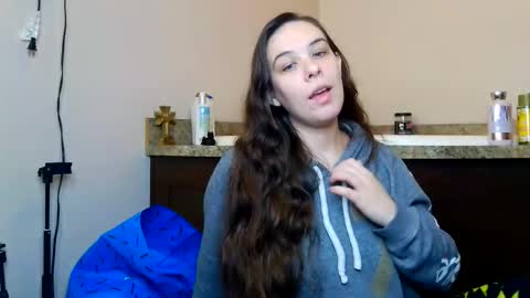 Bella online show from June 11, 2:33 am