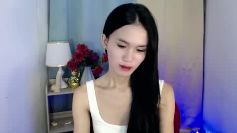 Snapshot of miss_sunshinex chatting on January 31, 3:30 am Shine online show from January 31, 3:30 am
