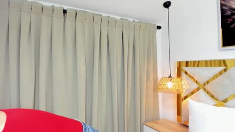 Snapshot of miss_susan_milf chatting on September 10, 11:32 am SUSAN online show from September 10, 11:32 am