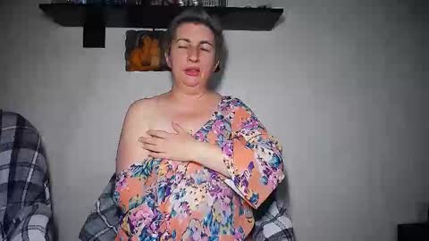 Snapshot of miss_tasha_kom chatting on September 20, 1:09 pm miss_tasha_kom online show from September 20, 1:09 pm