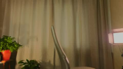 miss_ur_kiss online show from May 29, 2:31 am