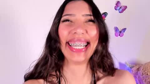 Miss Veronica online show from September 19, 1:32 pm