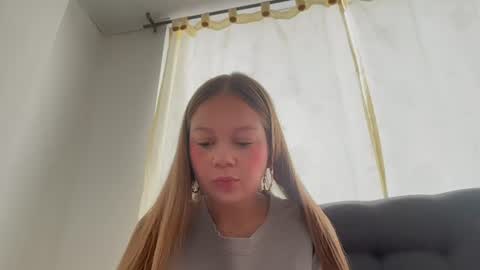 Alannah online show from June 19, 4:54 pm