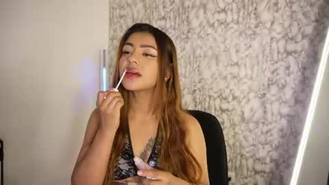 missara_ online show from July 17, 12:59 am
