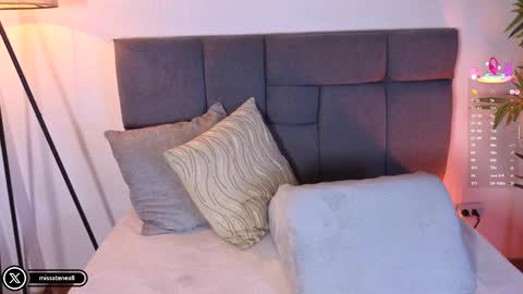 Laura online show from February 5, 2:09 pm